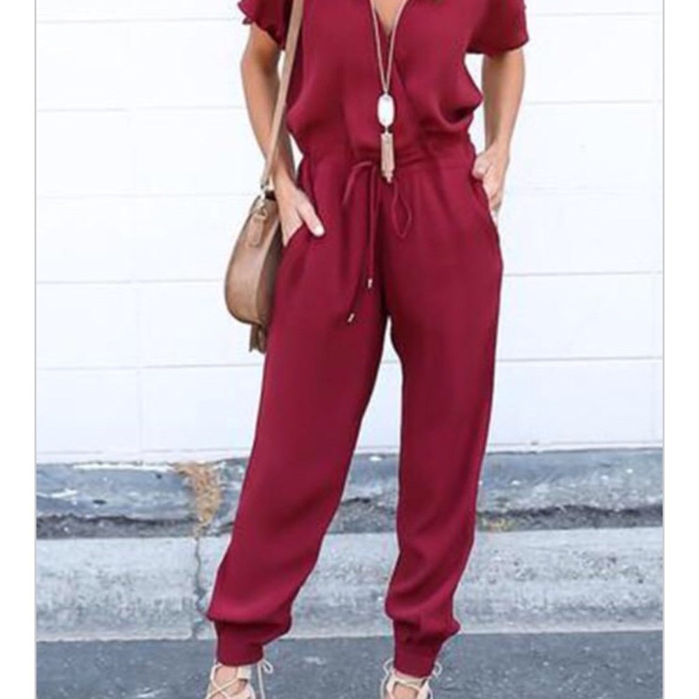 Short-sleeved Jumpsuit - Claret (red) Size M